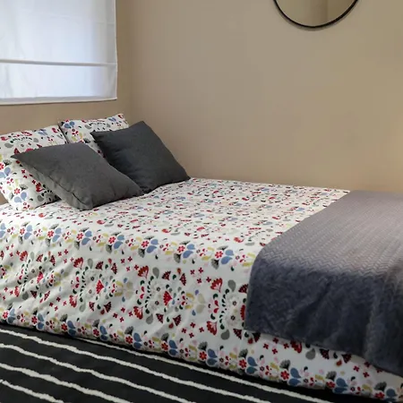 Villa Birds Shelter & Birds Leaves