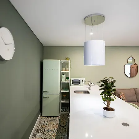 Birds Shelter&birds Leaves *