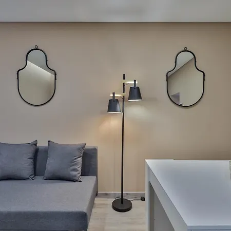 Villa Birds Shelter & Birds Leaves *