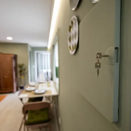 Villa Birds Shelter & Birds Leaves Fanzeres