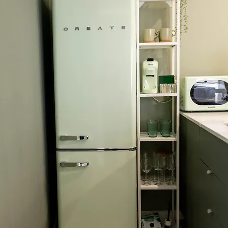 Birds Shelter & Birds Leaves Villa *