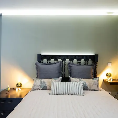 Birds Shelter & Birds Leaves Villa *