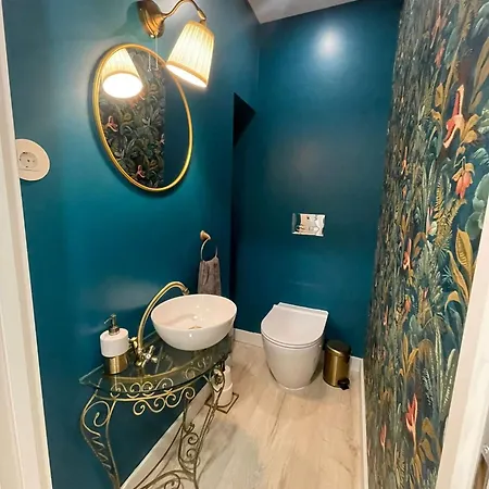 Birds Shelter&birds Leaves *