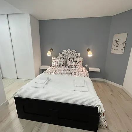 Birds Shelter & Birds Leaves * Fanzeres