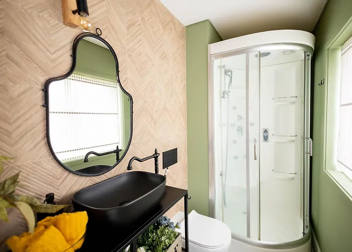 Birds Shelter & Birds Leaves ヴィラ