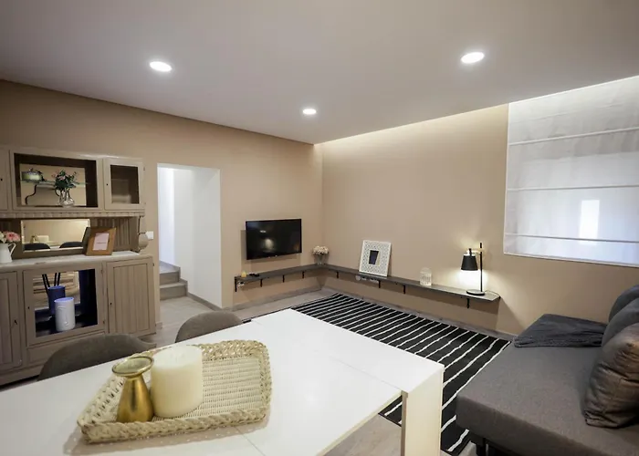 Birds Shelter & Birds Leaves * Fanzeres