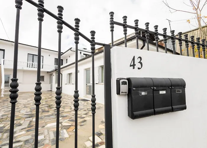 Birds Shelter & Birds Leaves ヴィラ *