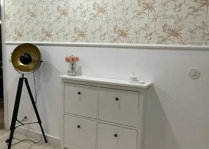 Birds Shelter & Birds Leaves 빌라 *