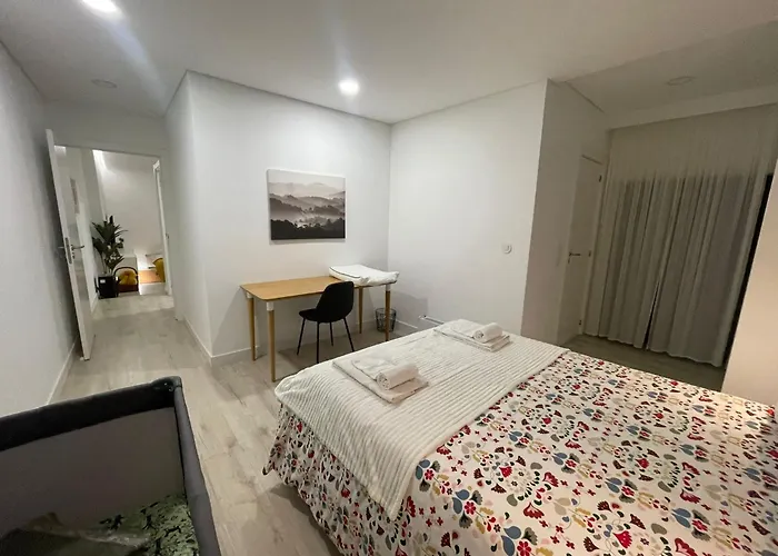 Birds Shelter & Birds Leaves Villa *