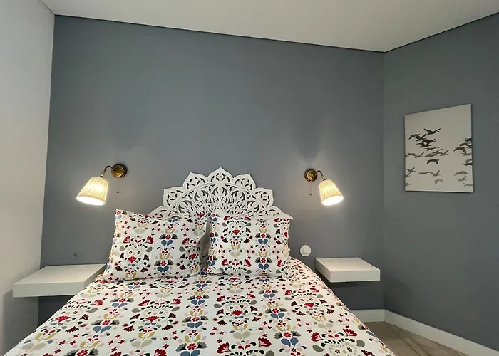 Birds Shelter & Birds Leaves Villa *