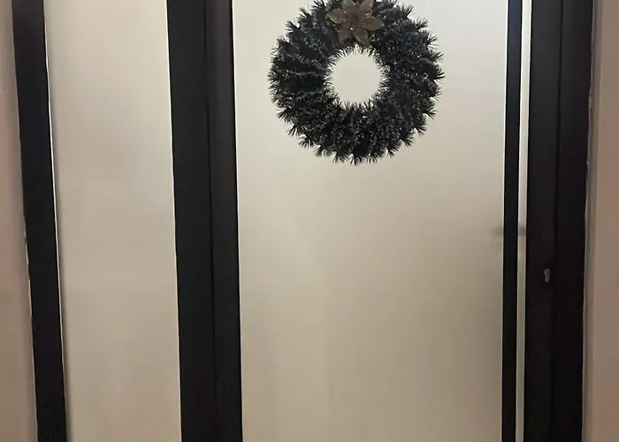 Birds Shelter & Birds Leaves